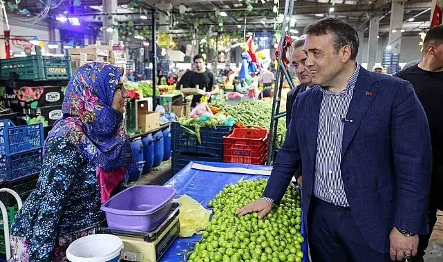Vali Sözer, pazar esnafı ve vatandaşlarla bir araya geldi