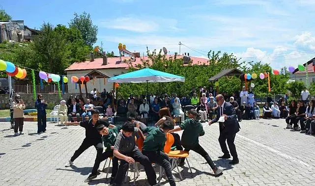 Tercan'da yılsonu şenliği coşkusu