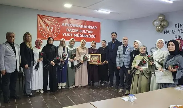Öğrenci yurdundaki 'Kur'an'ı Kerim ve Hafızlık Kursu' programı sona erdi