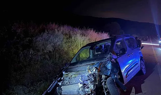 Kaçırdığı kavşağa dönmek isterken kamyonla çarpıştı, 1 yaralı
