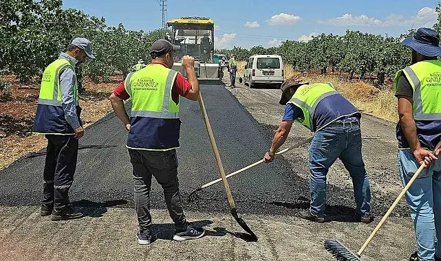 Araban'da sıcak asfalt çalışmaları devam ediyor