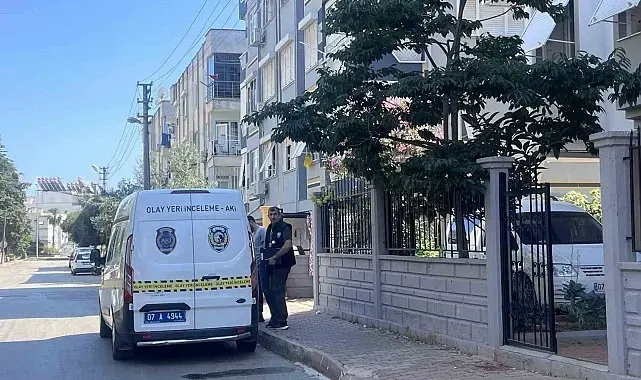 Antalya'da 34 yaşındaki genç evinde ölü bulundu