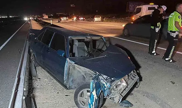 Karaman'da 2 otomobil çarpıştı: 3 yaralı