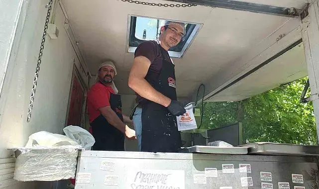 Burhaniye'de lokma ve pilav hayrı geleneği devam ediyor