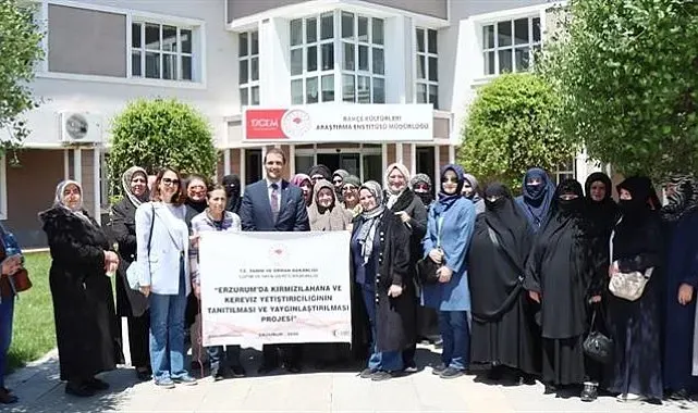 Erzurumlu kadın çiftçilerden Erzincan'a çıkarma