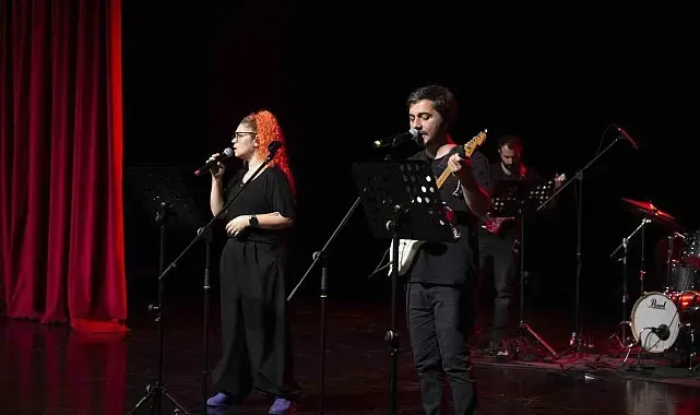 Mersin'de LGS öğrencilerine moral konseri