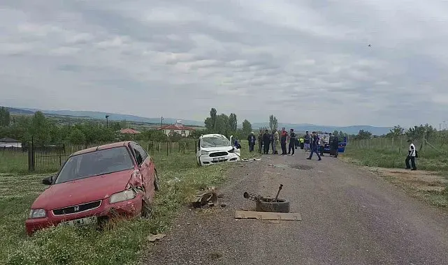 Bingöl'de trafik kazası: 2 yaralı