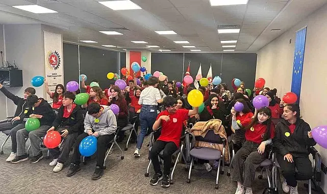 Gençler Avrupa'ya açılan kapıyı Samsun TSO'da keşfetti