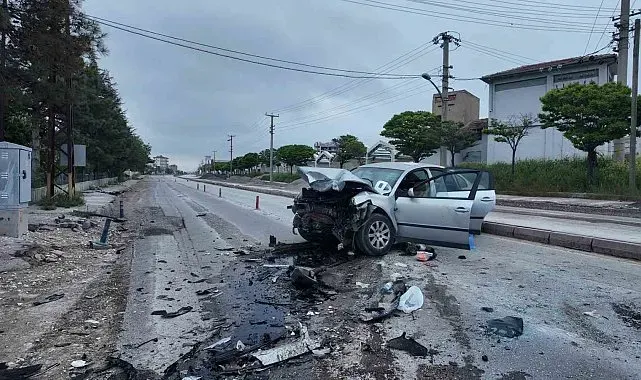 Niğde'de iki otomobilin çarpıştığı kazada 2 kişi hayatını kaybetti