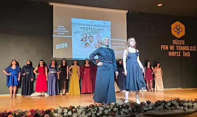 Öğrencilerin Yeşilçam Defilesi çok beğenildi
