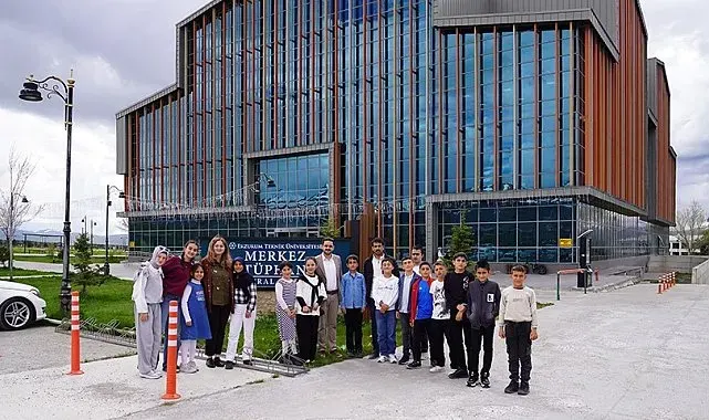 ETÜ, Kandilli Güvenç Ortaokulu öğrencilerini ağırladı