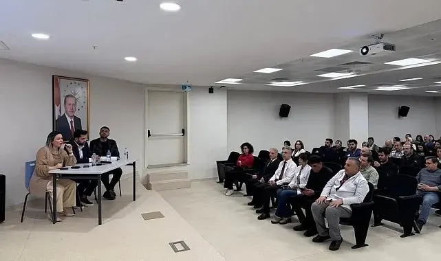 Erzincan'da sağlık personeline "Mesleki Sorumluluk Kurulu" eğitimi verildi