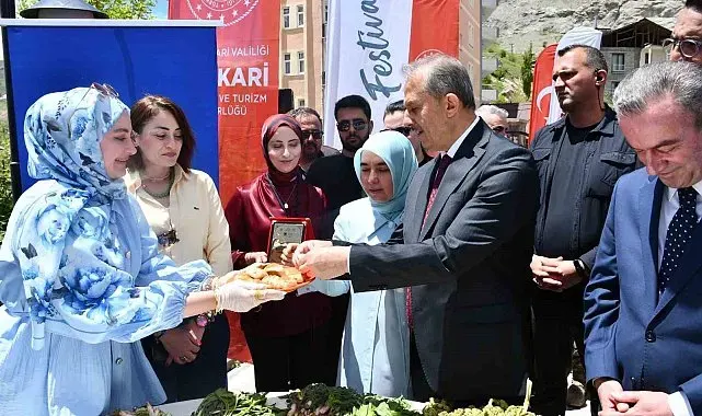 Hakkari'de yöresel lezzetler tanıtıldı