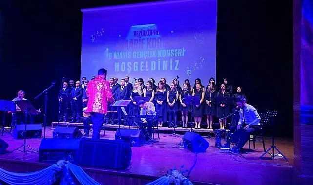Öğretmenlerden 19 Mayıs konseri