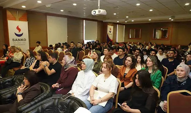 SANKO Üniversitesi'nde "geçmişten günümüze hemşirelikte değerler sempozyumu" düzenlendi