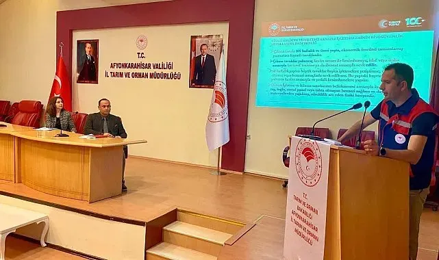 Kanatlı hayvan işletmecilerine biyogüvenlik anlatıldı