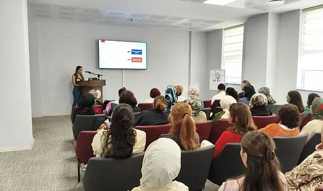 Nazilli'de sağlık çalışanlarına "Kronik Hastalıklar" eğitimi verildi