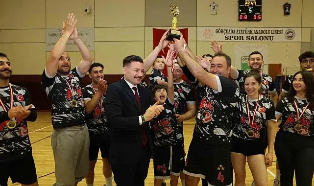 Gökçeada'da 7. geleneksel voleybol turnuvası düzenlendi