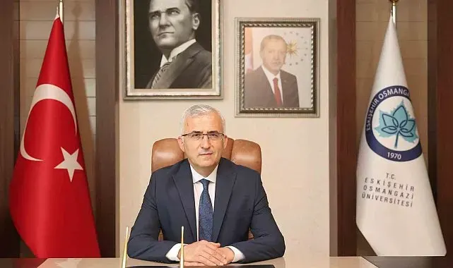 ESOGÜ Rektörü Çolak'tan 19 Mayıs mesajı
