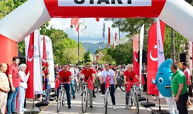 19 Mayıs ruhuyla umuda pedal çevirdiler