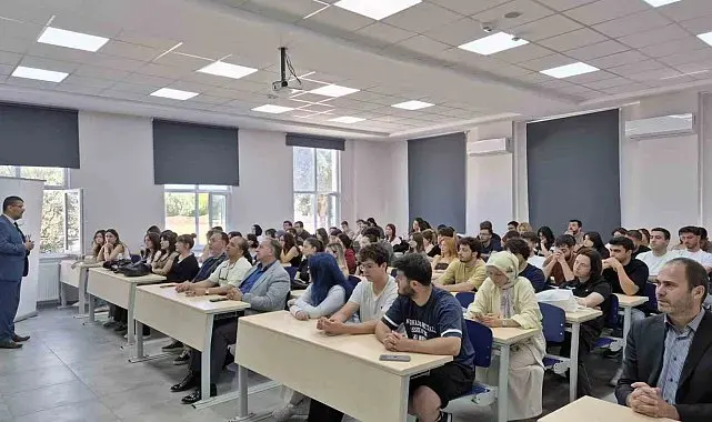 Milas Veteriner Fakültesi'nde 'Ailem benim her şeyim' paneli