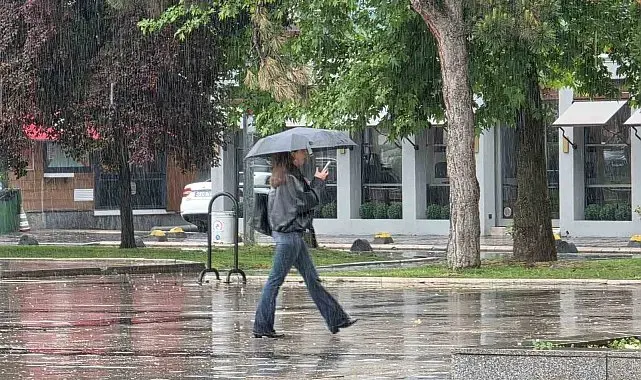 Batı Karadeniz'de gök gürültülü sağanak yağış uyarısı