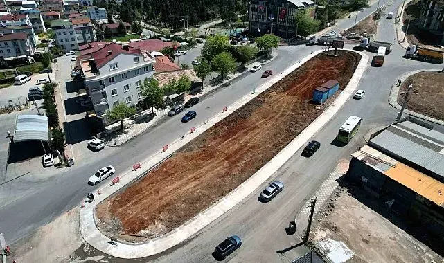 Tuzla ve Battalgazi Caddesi'nde kavşak düzenlemesi