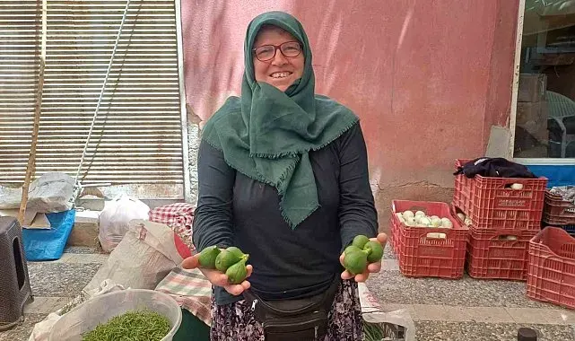 Filmlere konu olan incir reçelinde kullanılan ilekler tezgahları süslüyor