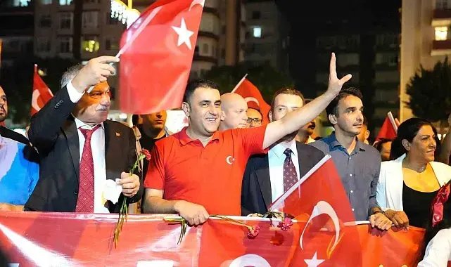 Çukurova'da 19 Mayıs coşkusu meşale yürüyüşü ve konserle yaşanacak