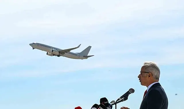 Bakan Uraloğlu: "Rize-Artvin Havalimanımız, açıldığı günden bu yana 4,2 milyon yolcuya hizmet verdi"