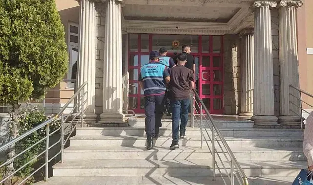Didim'de 22 düzensiz göçmen yakalandı