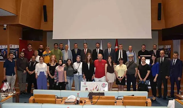 Başkan Aydın'dan yerel medya için kritik uyarı: