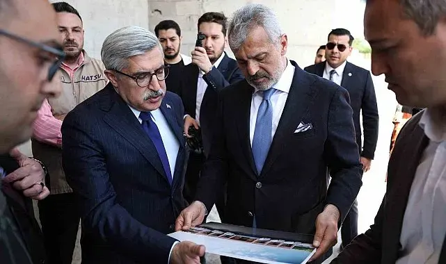 Başkan Öntürk, Reyhanlı'daki otogar projesini inceledi