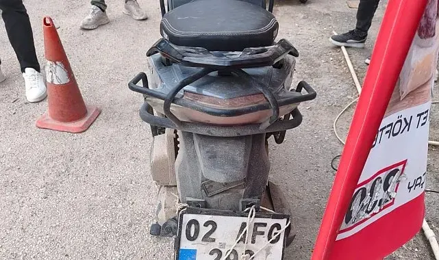 Motosiklet devrildi: 1 yaralı