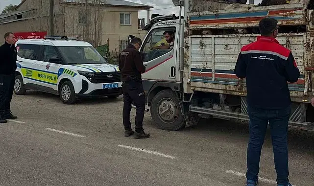 Aydıntepe'de Kurban Bayramı öncesi hayvan nakilleri denetleniyor