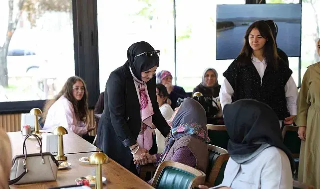 Alaca'da Anneler Günü'nde anlamlı buluşma