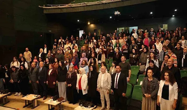 Niğde'de 'Modern Folk Konseri' sanatseverlerle buluştu