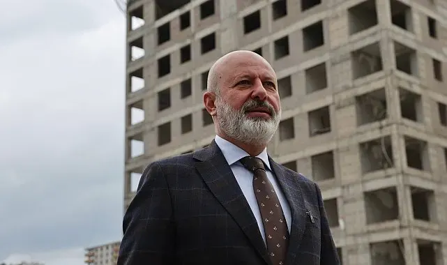 Başkan Çolakbayrakdar: "Örnek bir mahalle kuruyoruz"