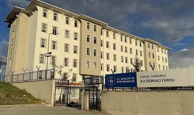 Çorum'da yurtta yemek yedikten sonra rahatsızlanarak hastaneye başvuran öğrenci sayısı 77'ye yükseldi