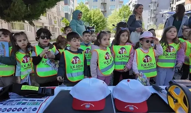 Kırklareli'nde miniklere uygulamalı trafik eğitimi