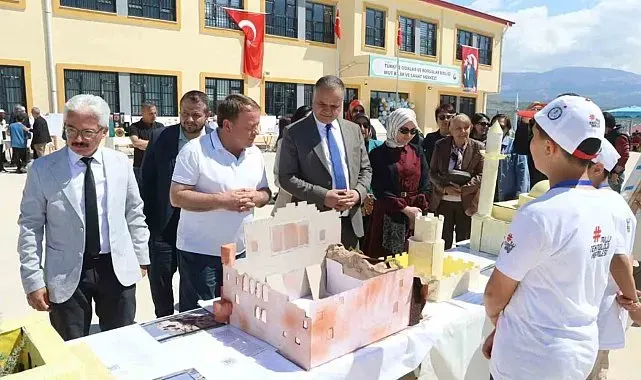 Genç kâşifler Mut'ta sahne aldı: 19 proje ilgi gördü
