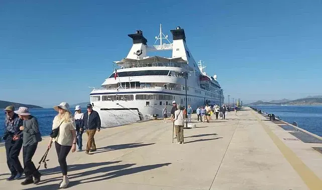 Bodrum'a kruvaziyer ile 274 yolcu geldi