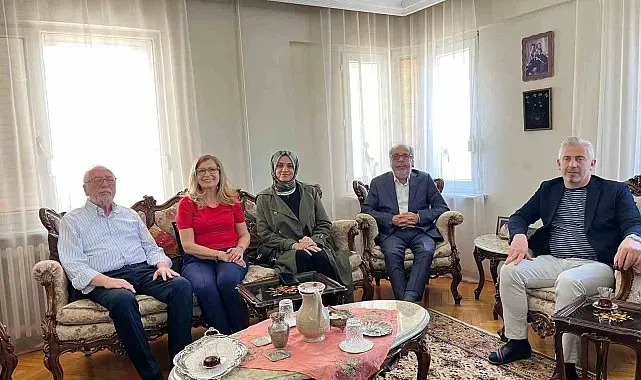 Karesi AK Parti'den vefa dolu ziyaretler