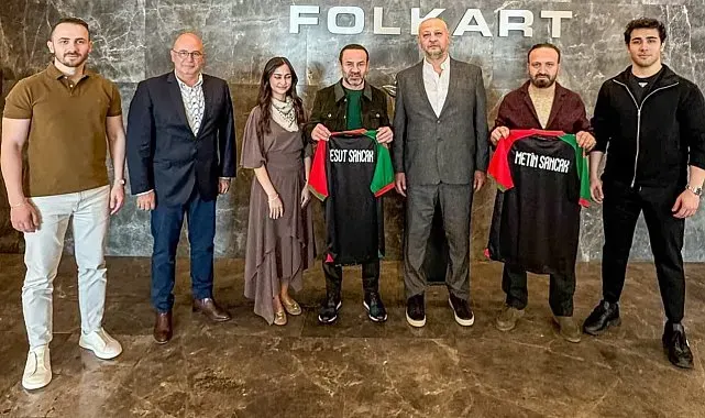 Folkart'tan, Karşıyaka'ya destekler sürüyor