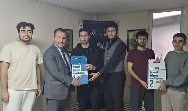 Müftü Dilek, KYK öğrencileriyle bir araya geldi