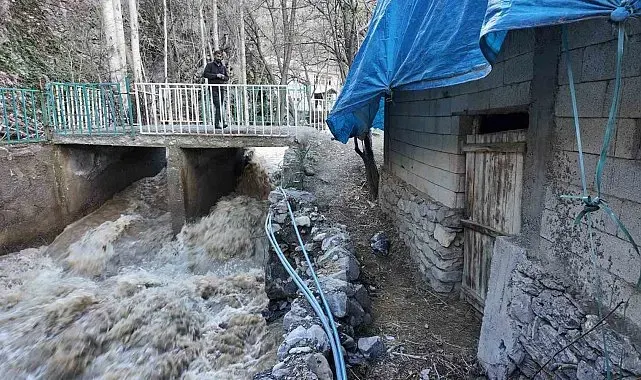 Şırnak'ta ev ve ahırlar sular altında kaldı