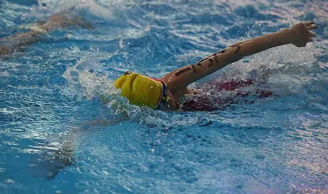 Niğde'de aquathlon heyecanı yaşandı: 203 sporcu Türkiye Şampiyonası bileti aldı