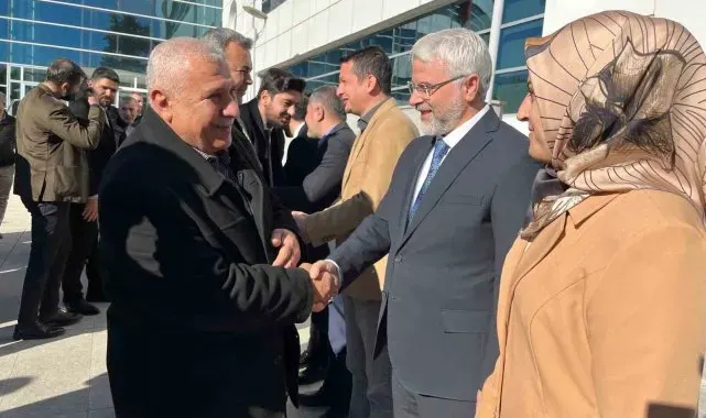 Başkan Kablan, mazbatasını teslim aldı