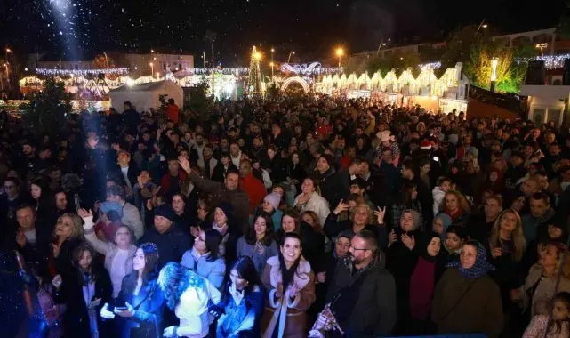 Marmaris, yeni yıla eğlenerek girdi