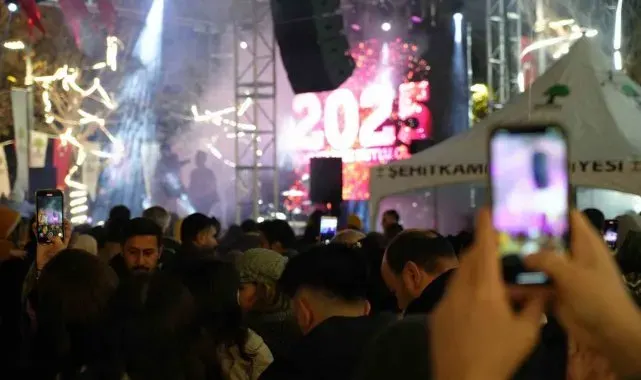 Gaziantep'te 2025 yılı gelişi coşkuyla kutlandı